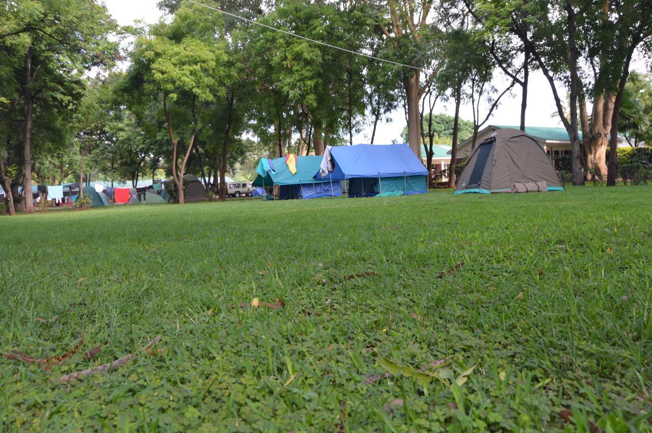 Twiga Lodge And Campsite Mto wa Mbu Ngoại thất bức ảnh