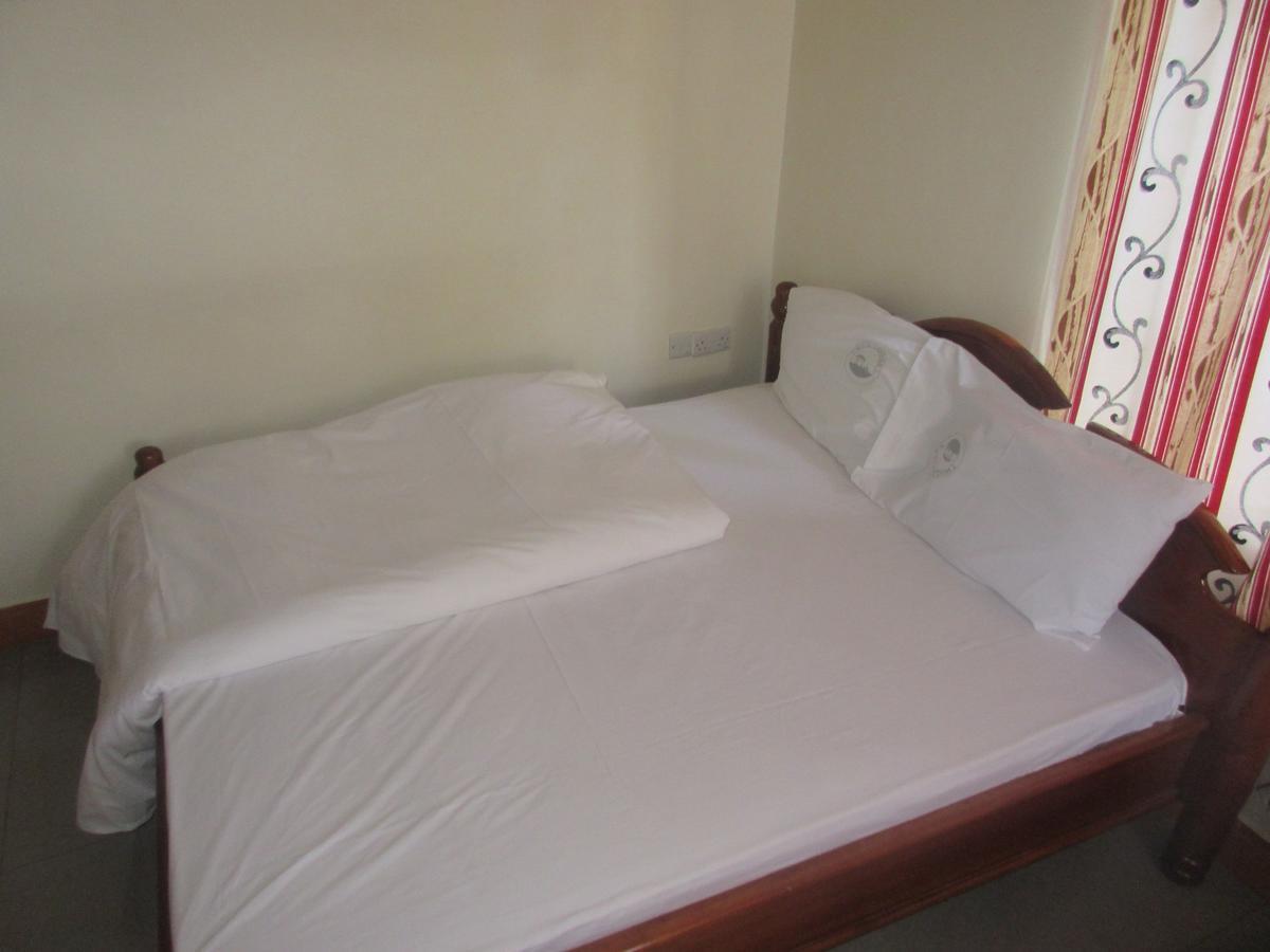 Twiga Lodge And Campsite Mto wa Mbu Ngoại thất bức ảnh